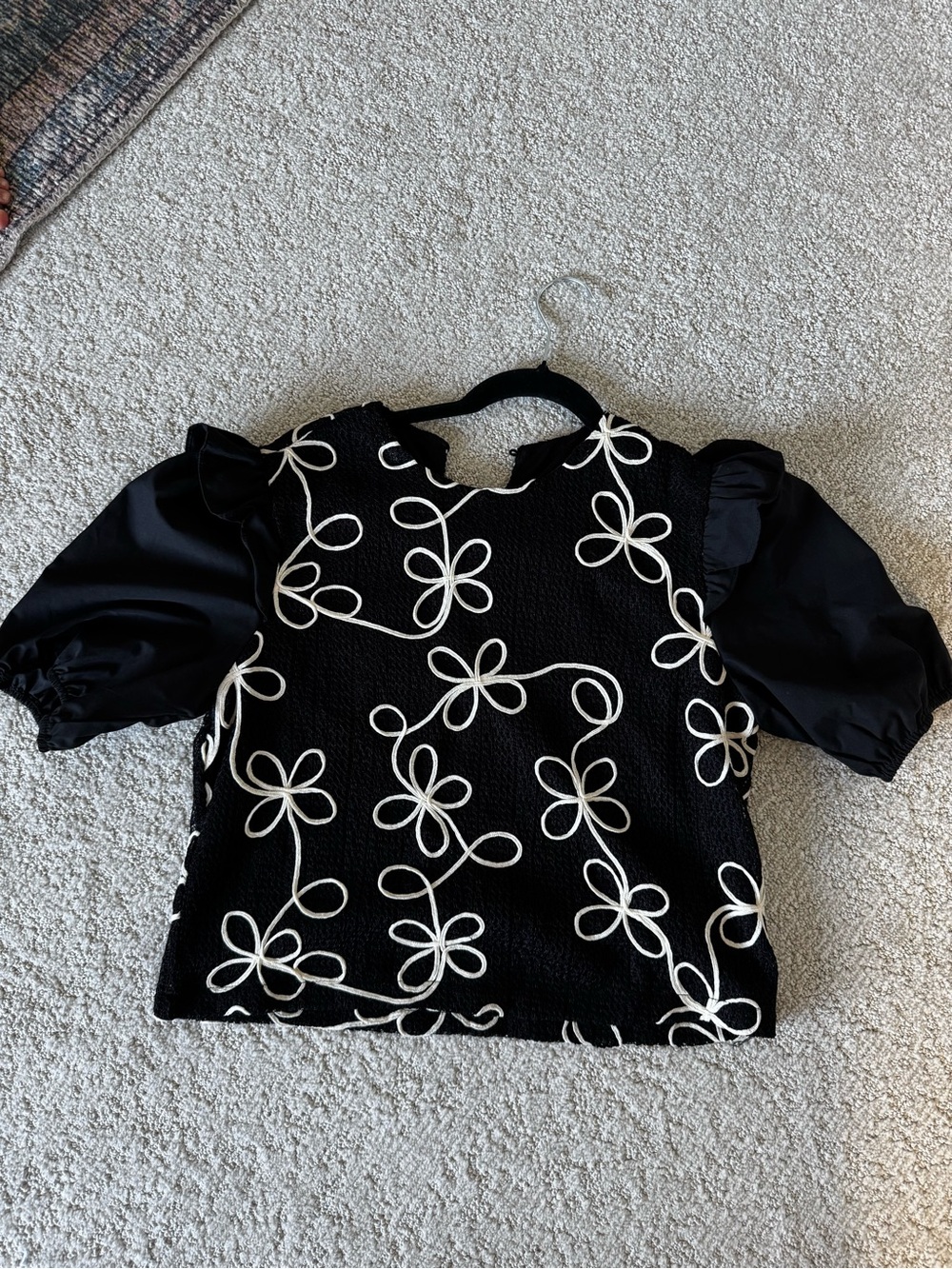 Black Floral Appliqué Puff Sleeve Top